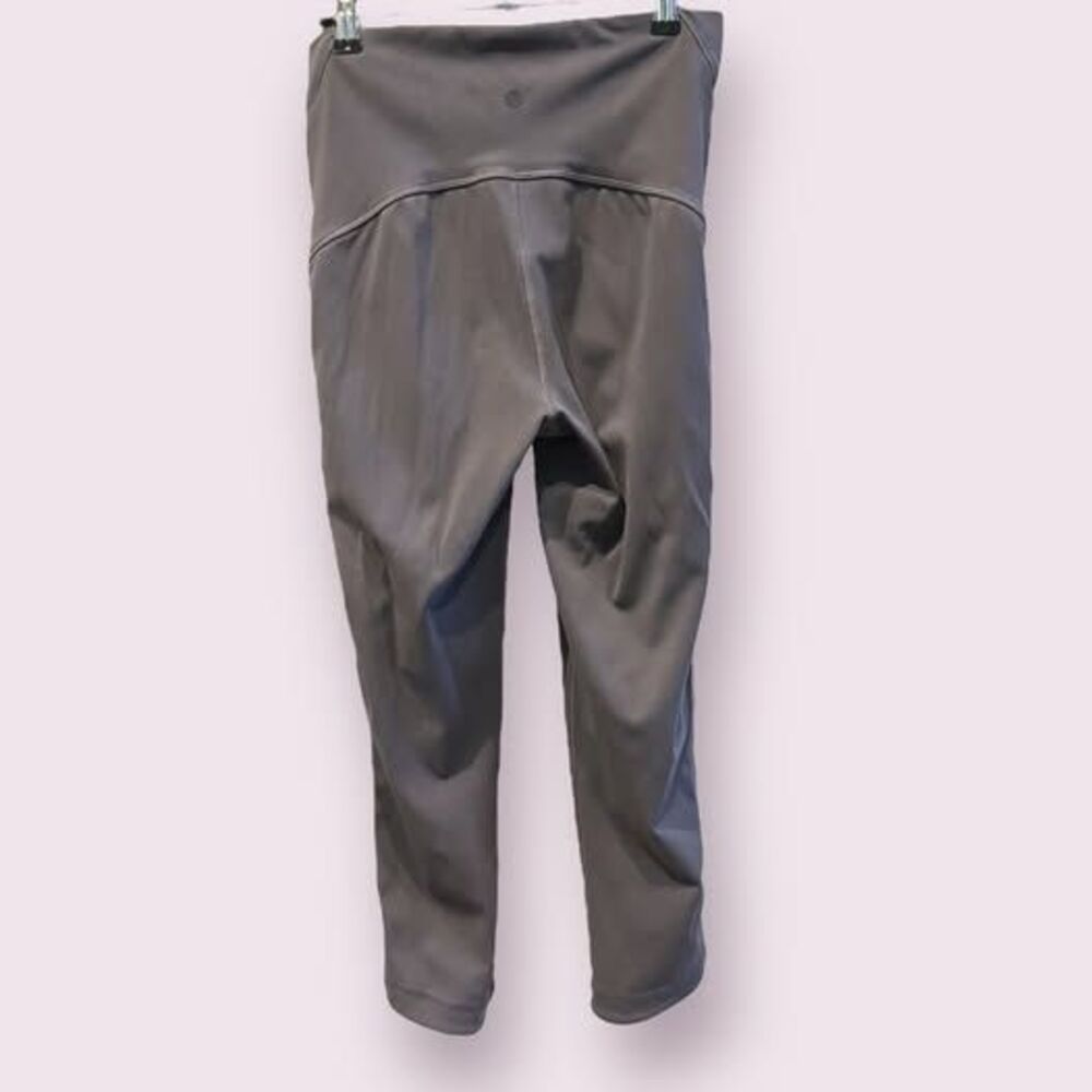 Lululemon Wunder Under Crop (Hi-Rise) Awaken Full-On Luxtreme 21” - Size 6 - Picture 6 of 8